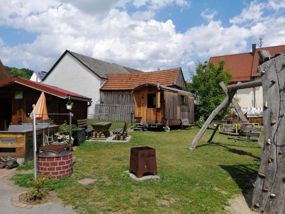 Schaeferwagen Auf Dem Ferienhof Stark Kelheim Exteriör bild